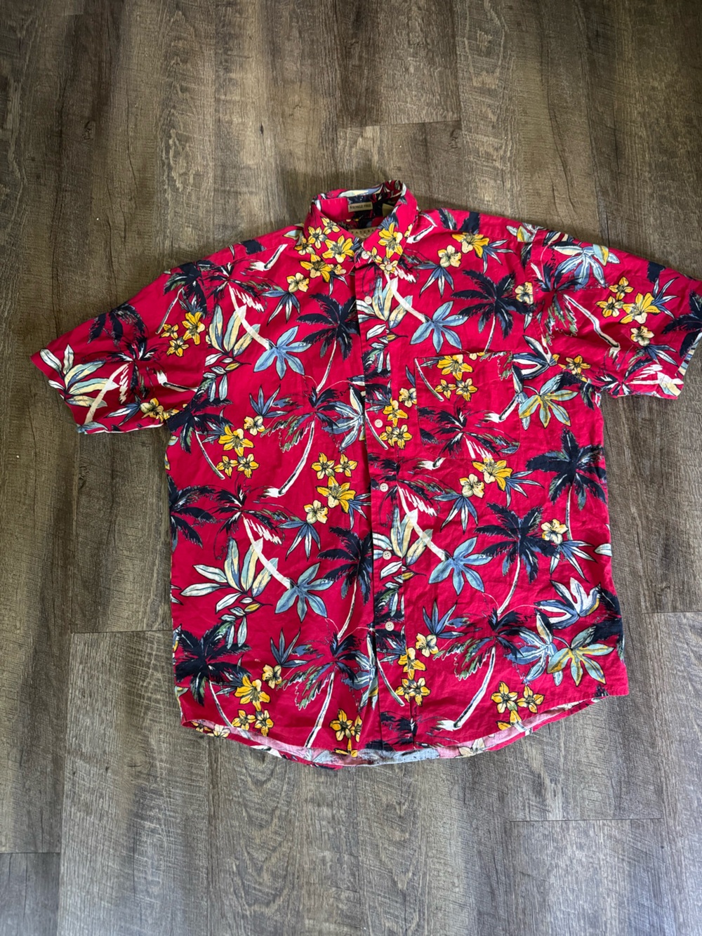 Men's Red Floral Hawaiian Shirt - Tropical Button-Up